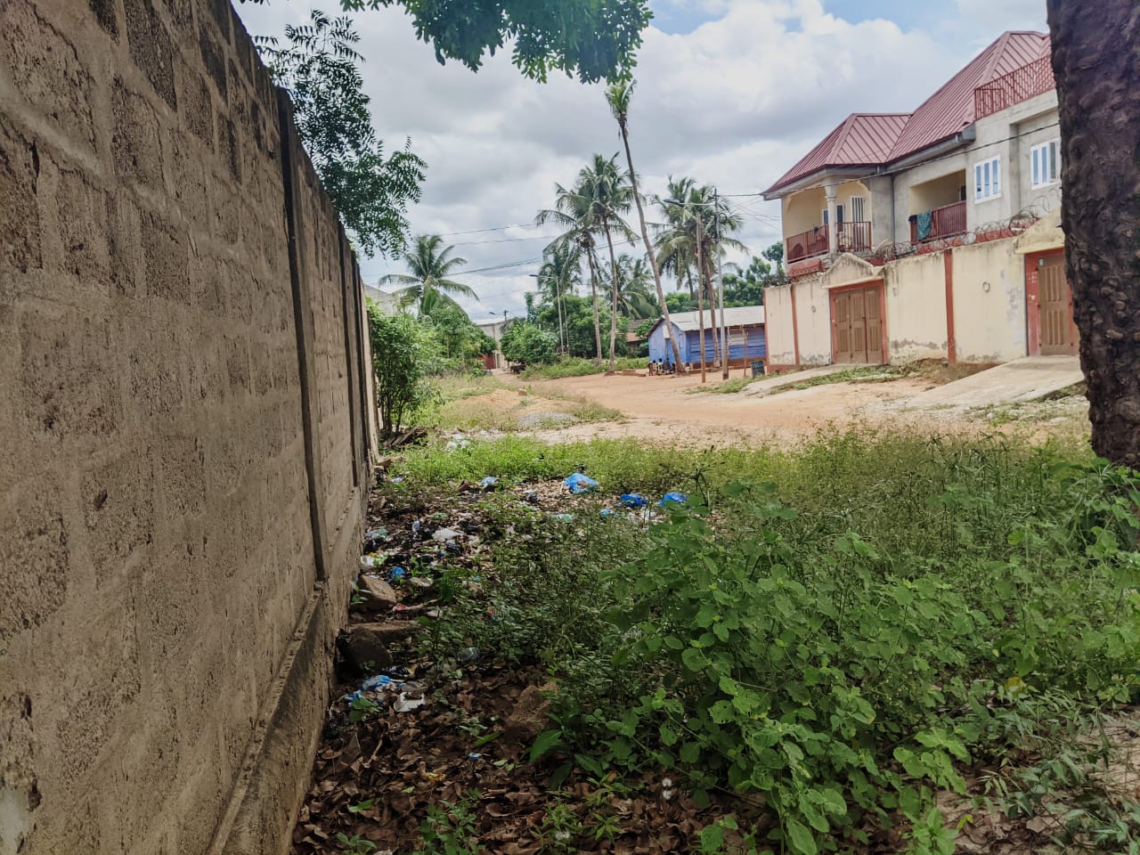 Demi-lot de terrain en vente à Adidogomé Sagbado École Franco Arabe – 12,500,000 FCFA