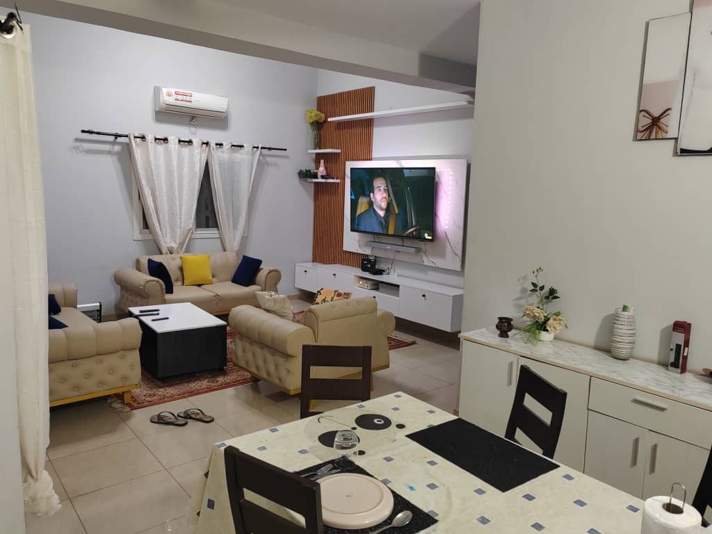 VILLA 5 PIÈCES À VENDRE À KÉGUÉ – 300 m² – NON LOIN DU STADE