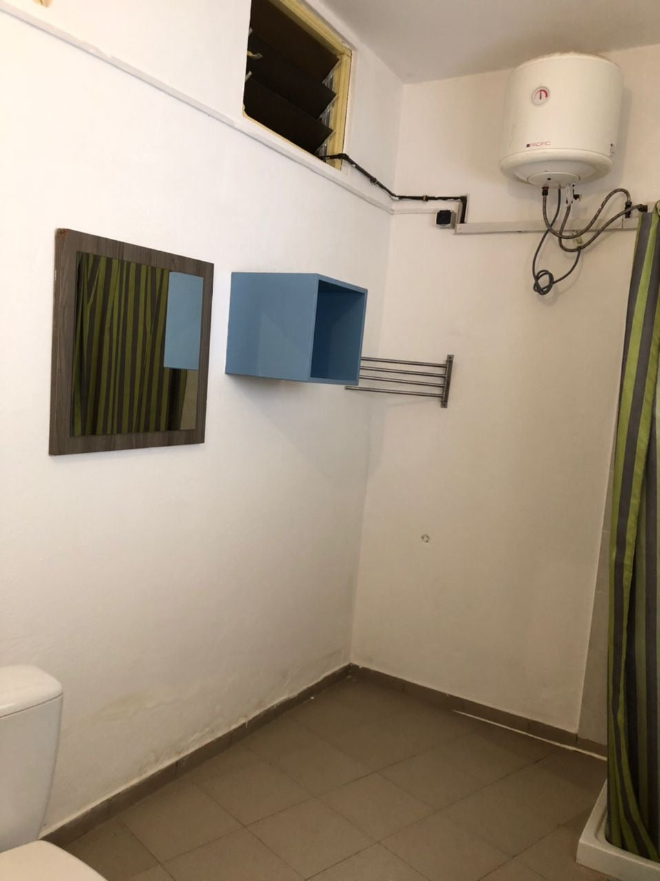 VILLA 4 PIÈCES À VENDRE À ADIDOGOMÉ AWATAMÉ