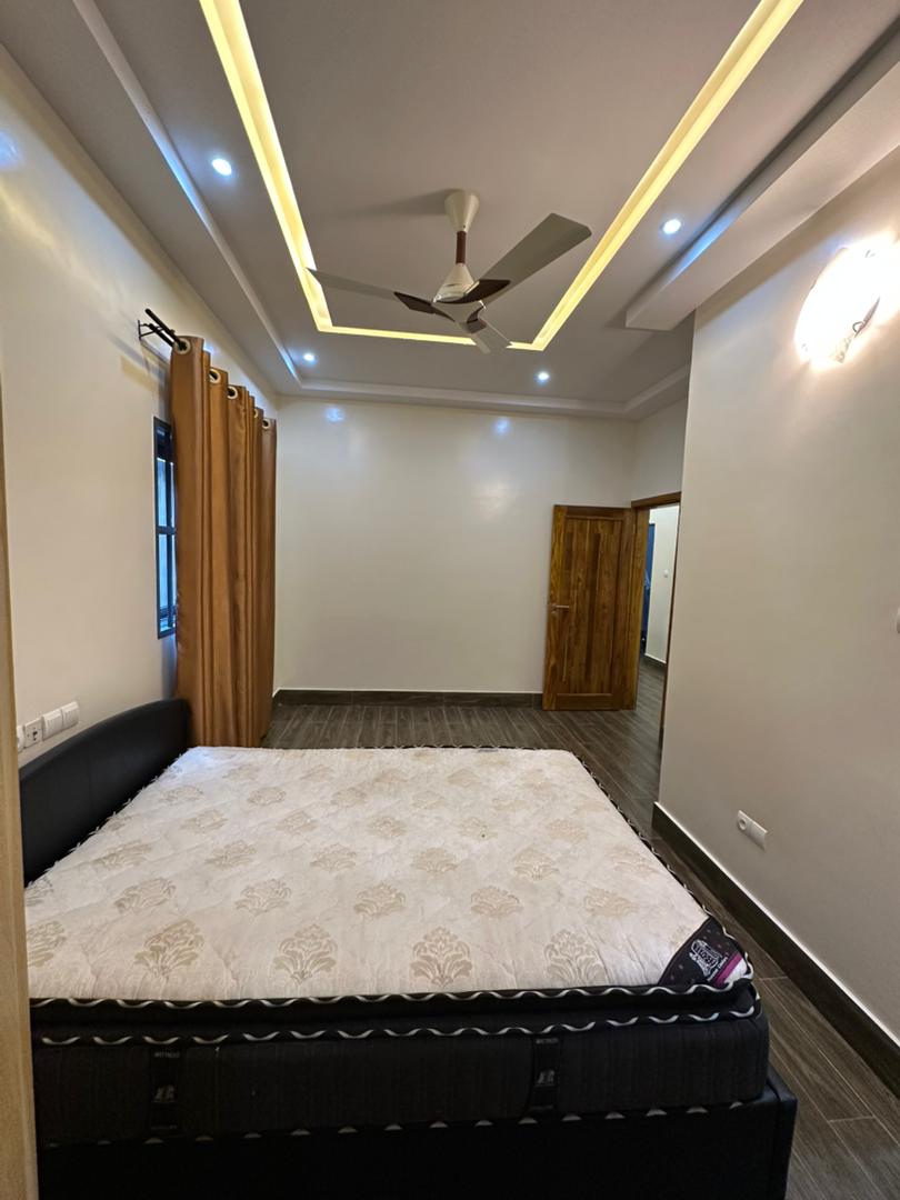 Villa 2 chambres à louer à Agoè Zongo – 100 000 FCFA/mois