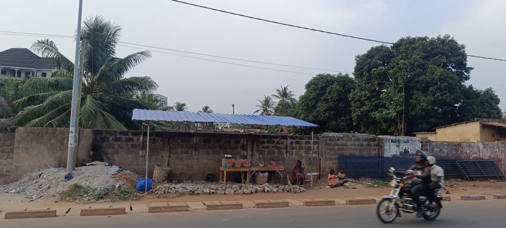 Terrain à vendre à Adidoadin – 150 Millions FCFA