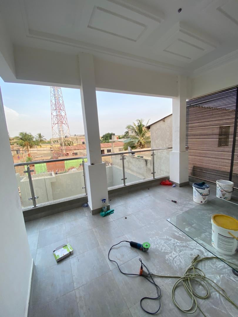 Villa 5 chambres en vente à Adidogomé Sagbado-Logoté – 90 millions FCFA