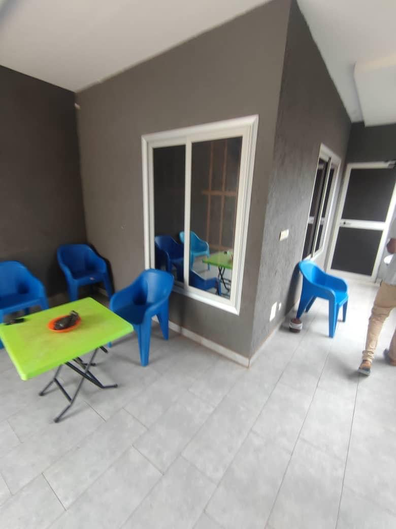 VILLA DUPLEX DE 5 CHAMBRES À VENDRE À AGOÈ SOGBOSSITO