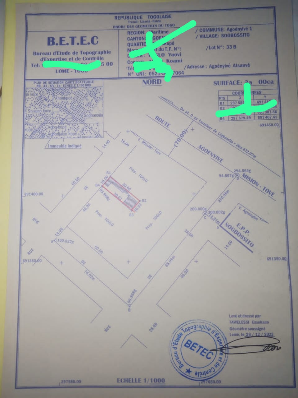 Maison locative de plus de 10 chambres avec 2 boutiques à vendre à Agoè Sogbossito – 25 millions FCFA