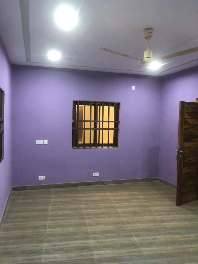 Appartement 5 chambres salon en location à Adidogomé Sagbado Sanol – 180000 FCFA