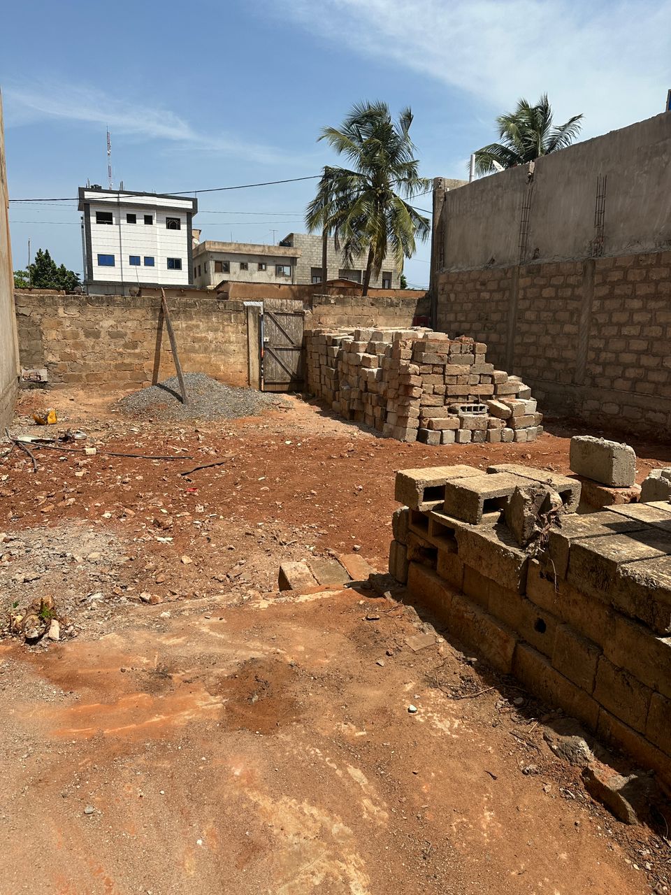 Terrain de 150 m² en vente à Hedzranawoé – 15.000.000 FCFA