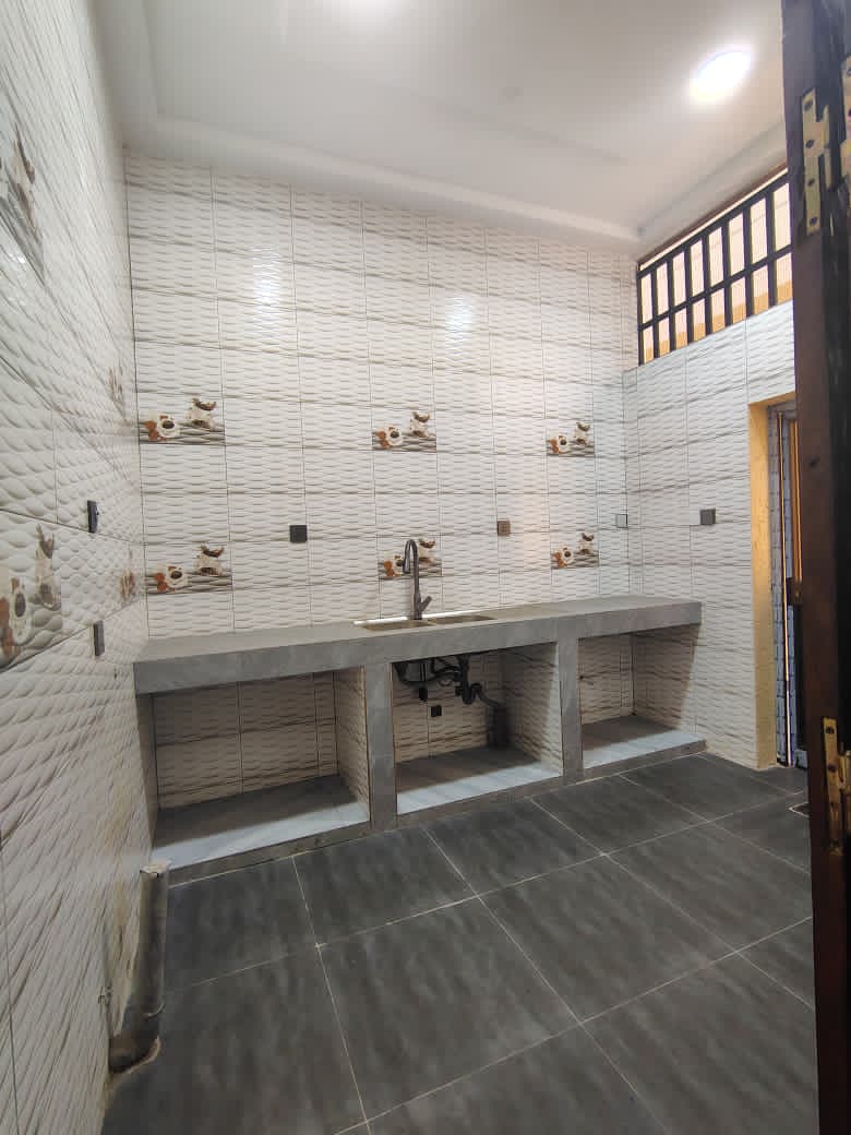 Villa 4 chambres à louer rue de l'Ocam – 800000 FCFA