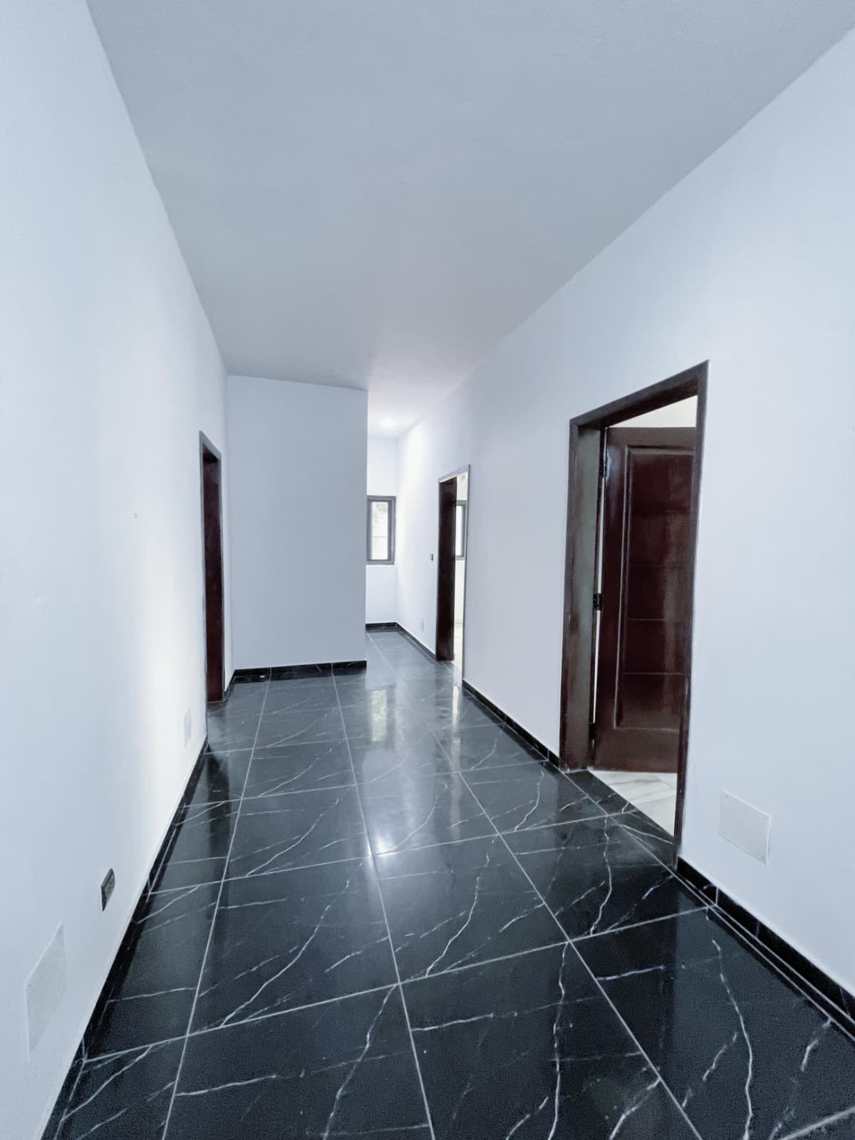 Villa duplex 3 chambres à louer à Sito Aéroport – 450000 FCFA