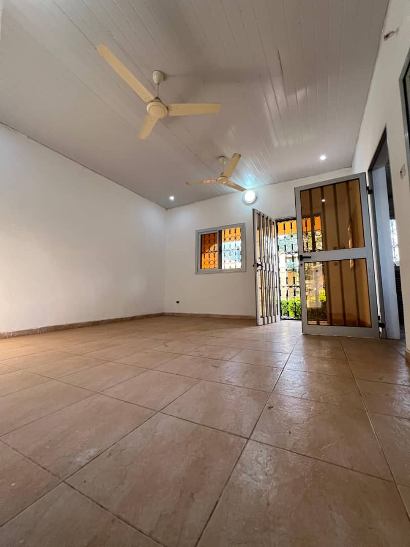 Maison à vendre à Segbé – 35000000 FCFA