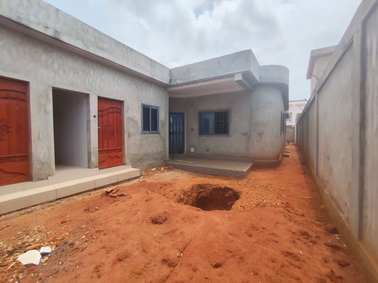 Villa 3 chambres à louer à Kegué secteur Kpatcha – 400000 FCFA/mois