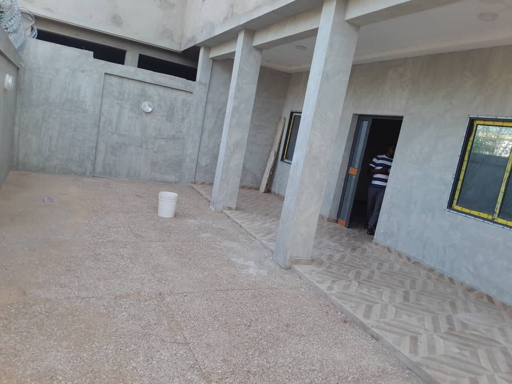 Villa 7 chambres en vente à Agoè Nanegbe – 70 millions FCFA