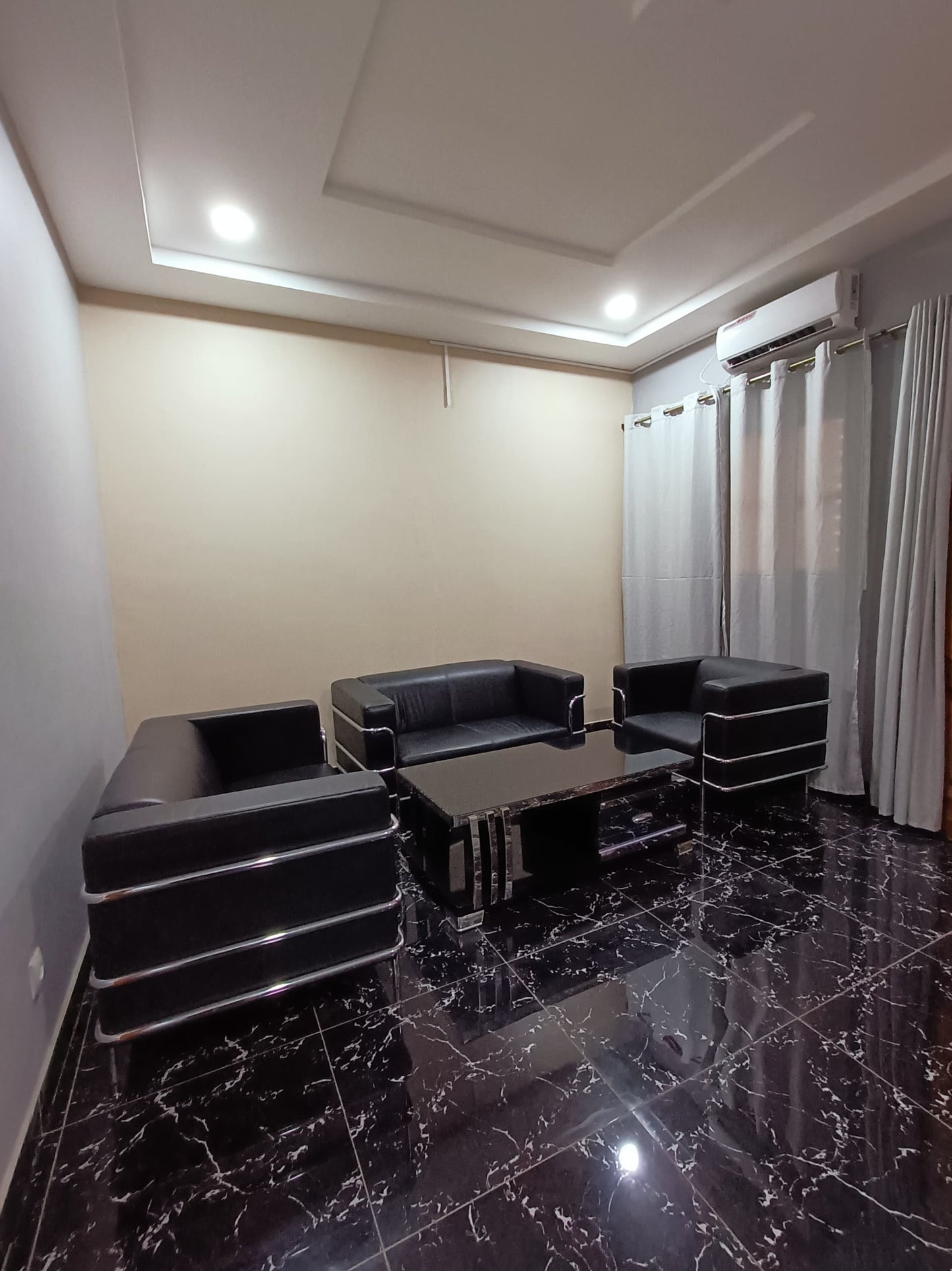 Appartement meublé à louer à Agbalépédo – 200000 FCFA