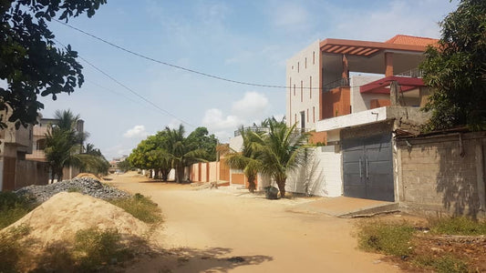 Terrain de 600 m² en vente à Lomé quartier Kpogan – 33 millions FCFA