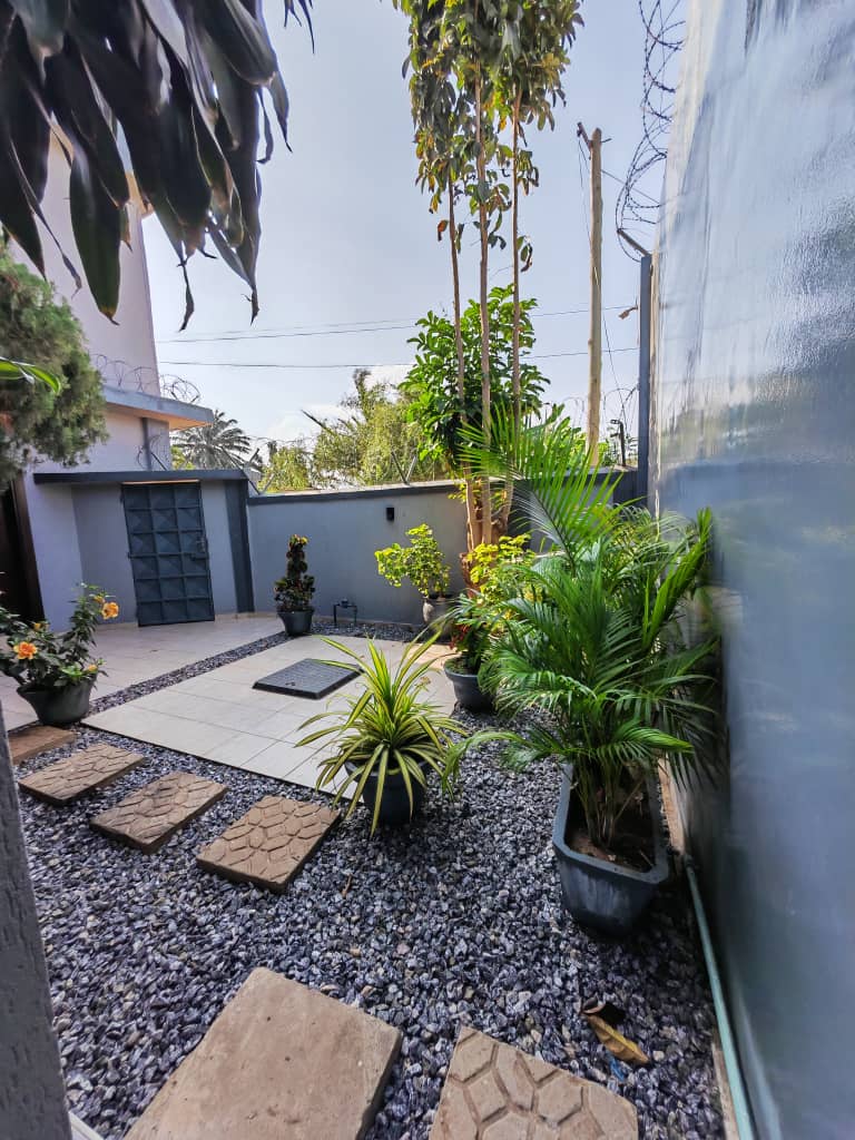 Villa à louer à Tokoin – 600000 FCFA