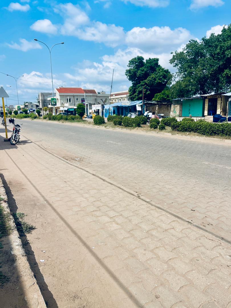 Terrain de plus de 1 lot (663 m²) en vente à Tokoin Adéwui – 130 millions FCFA