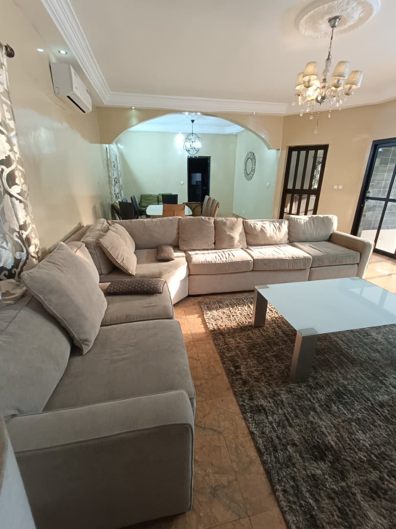 Villa duplex à louer à Avénou – 1.500.000 FCFA