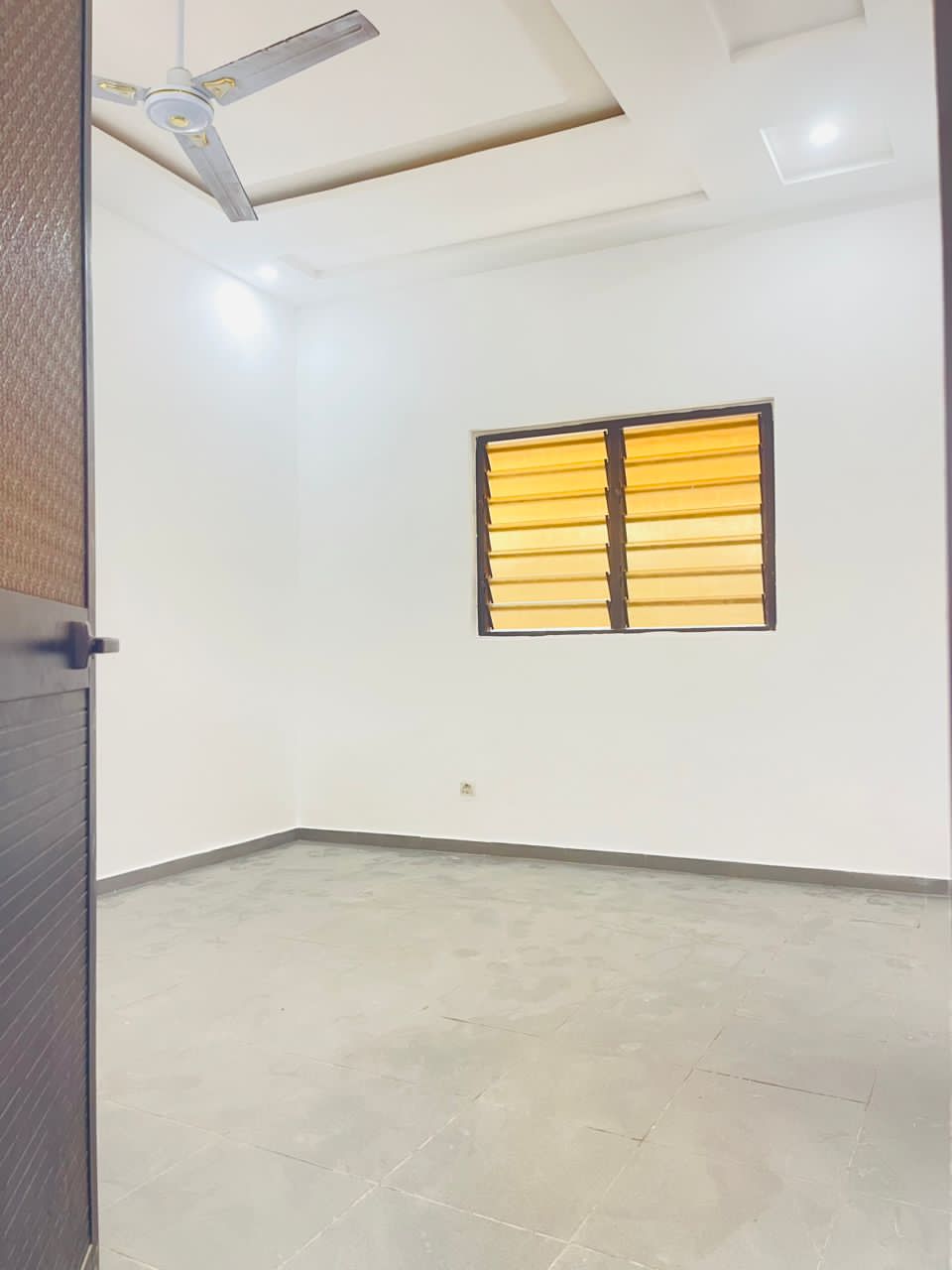 Villa 2 chambres à louer avec dépendance à Adidogomé derrière station Oando sur la grande voie Lapampa-Yokoé - 120 000 FCFA