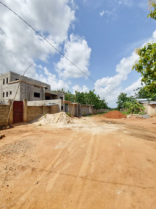 2 lots (1200 m²) en vente à Mission-Tové Moekopé – 7.500.000 FCFA