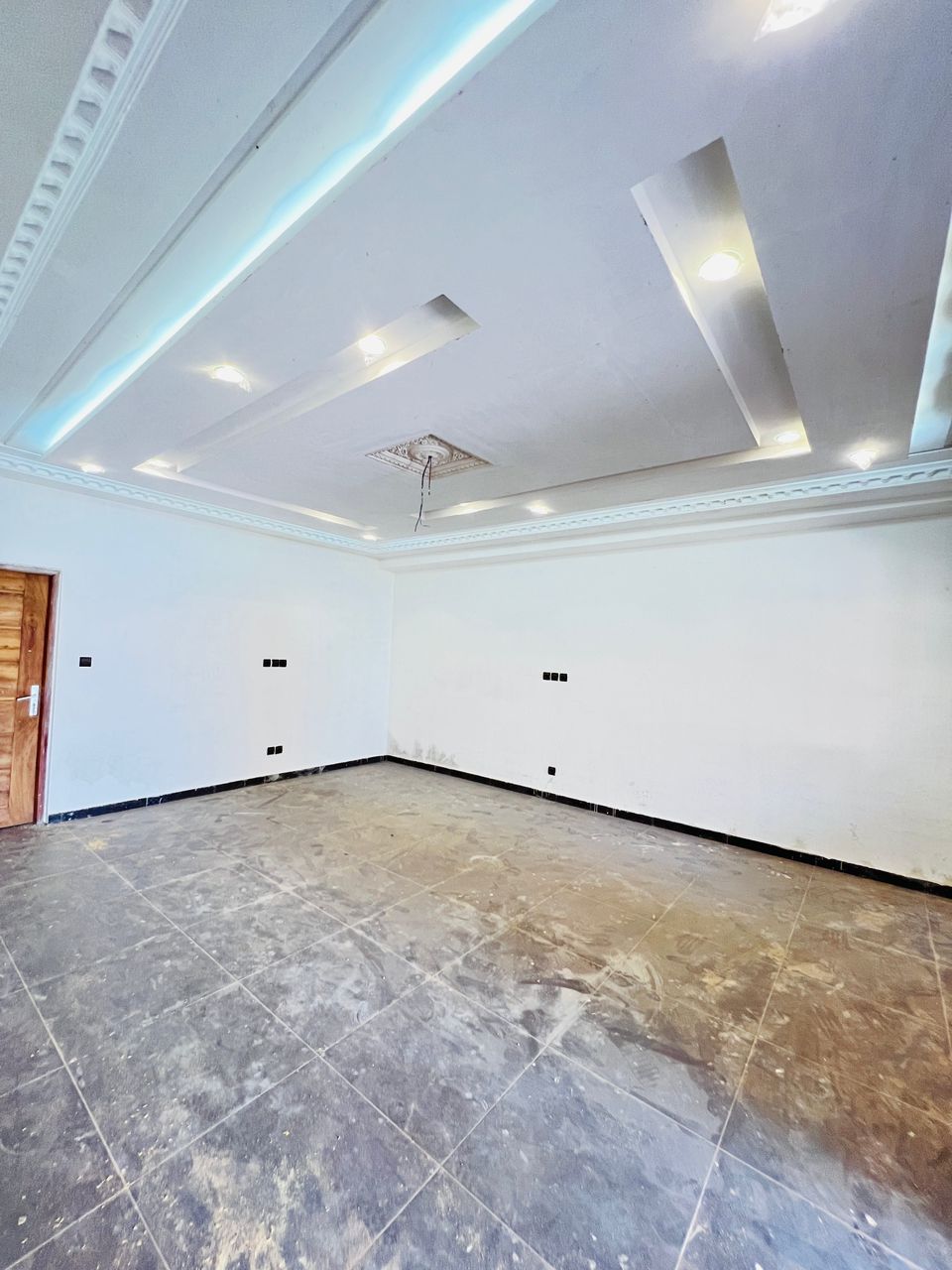 Villa 3 chambres sur demi lot à vendre à Kégué Station Cap – 65 millions FCFA