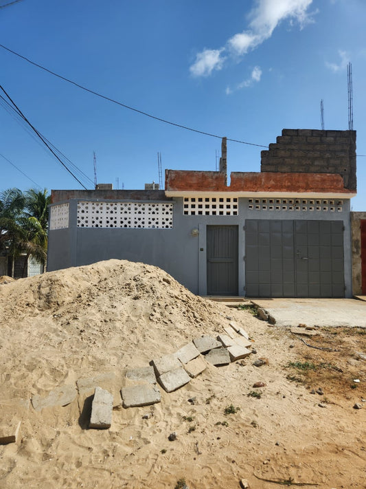 Maison 2 chambres en vente à Kpogan Zogbédji – 18 millions FCFA