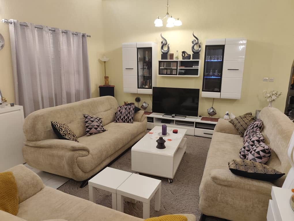 Villa duplex 5 chambres en vente en bordure de goudron à Avédji Limousine – 230 millions FCFA