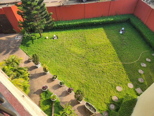 Villa duplex 5 chambres à louer à Baguida – 800000 FCFA