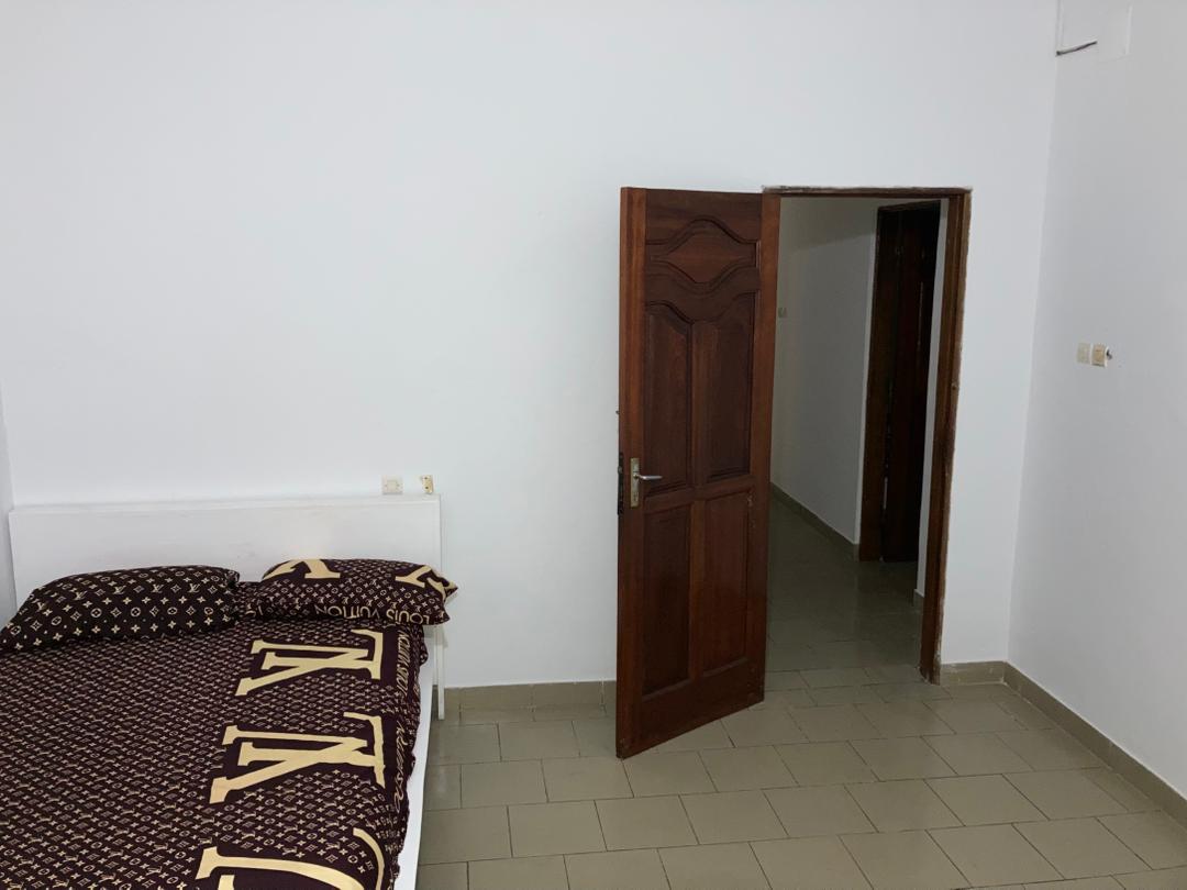 Villa 6 chambres en vente à la Cité Aéroport – 60 millions FCFA