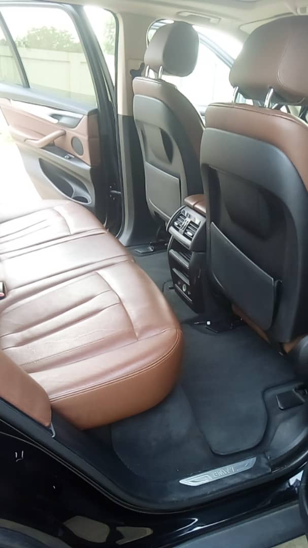 BMW X5 2014 Full options Pack Premium