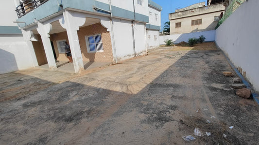 Maison 4 chambres en location à Avedji – 250 000 FCFA/mois