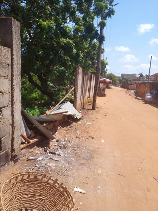 Terrain cloture avec titre foncier en vente a Agoe Fil'O PAC - 57 000 000 FCFA