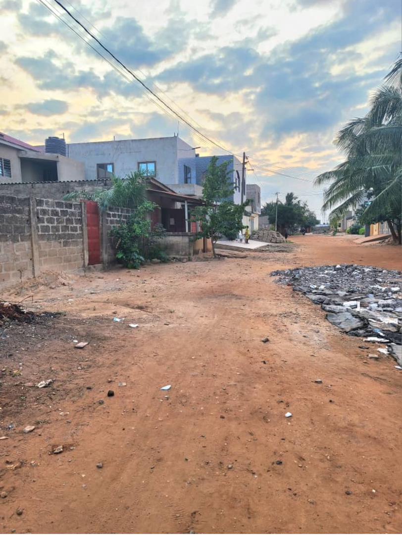 Terrain de 1 lot en vente à Agoè Logopé – 32 millions FCFA