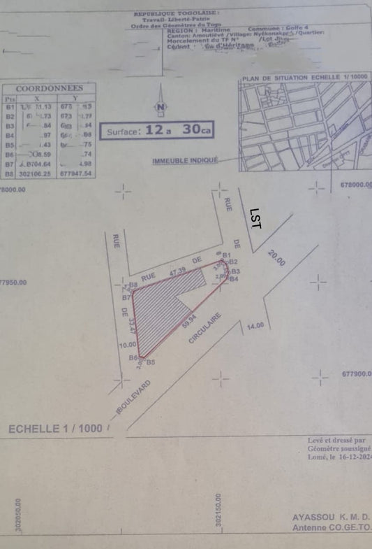 2 lots collés en angle de 4 rues avec titres fonciers personnels en bordure du Boulevard Circulaire à Nyèkonakpoè – 850 millions FCFA le tout