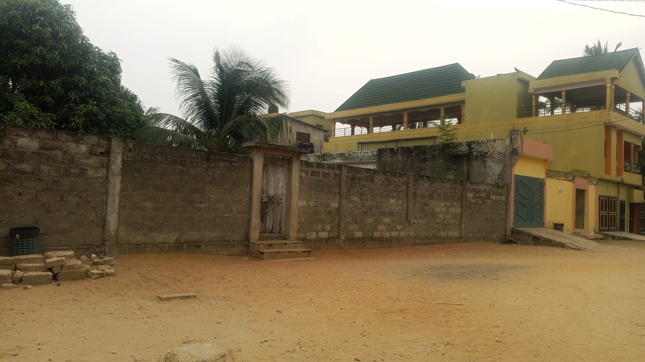 Terrain 1 lot en vente à Agodeka – 40 millions FCFA