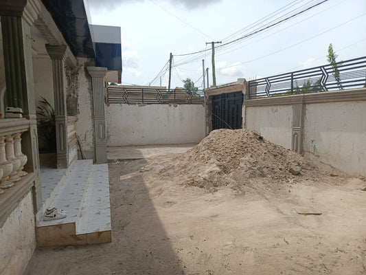 Villa duplex 6 chambres en vente à Adidogomé – 85 millions FCFA