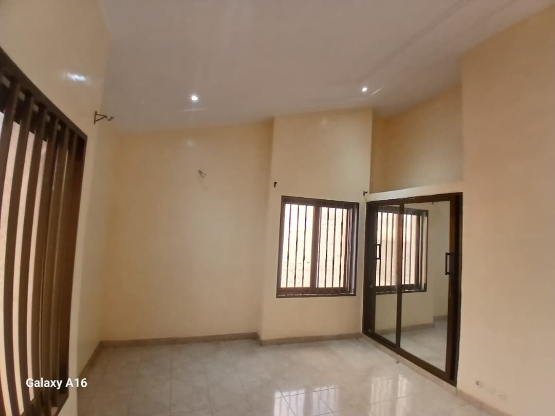 Villa à louer à Agoé – 220000 FCFA