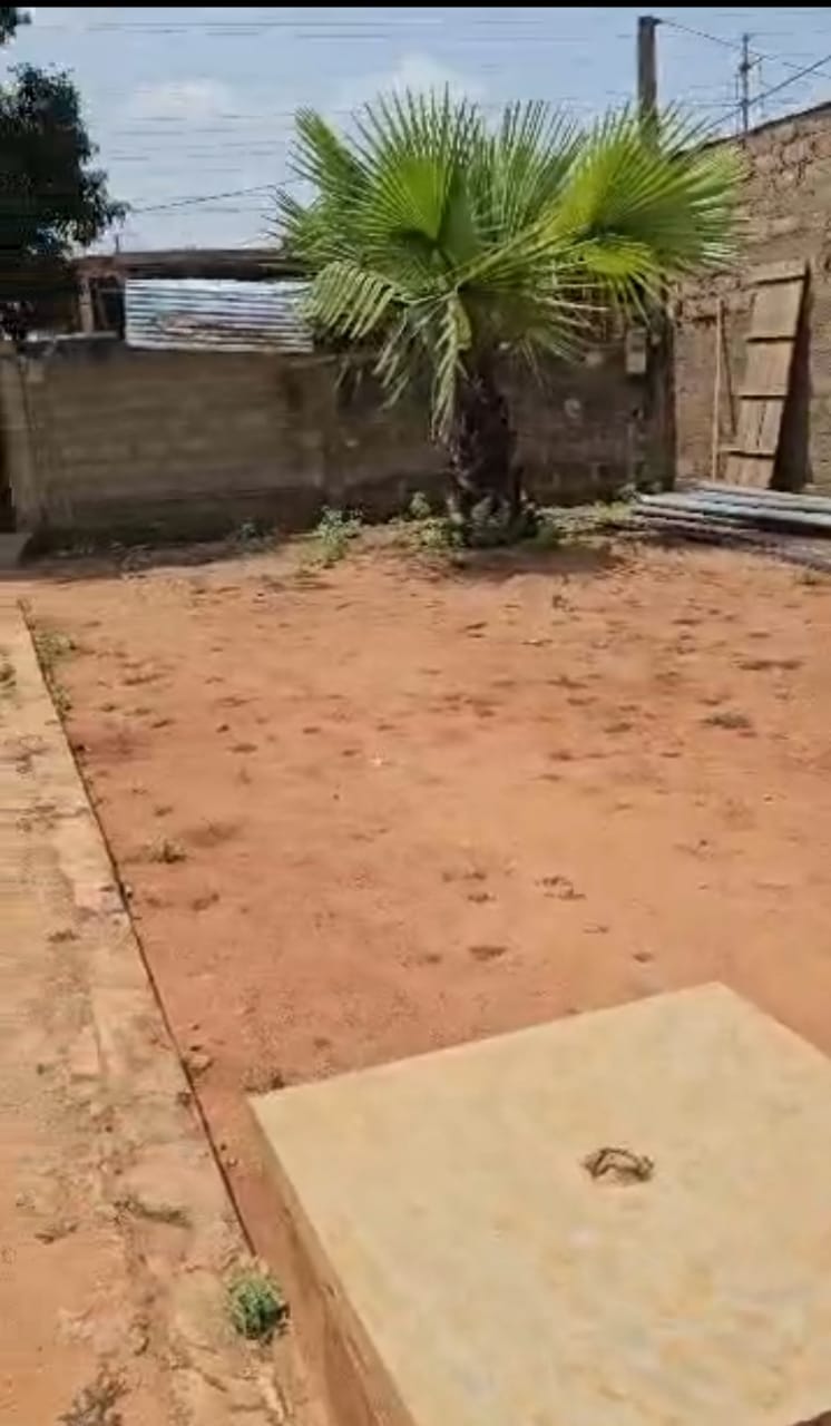 Terrain d'un lot avec construction en vente à Agoè Sogbossito – 35 millions FCFA