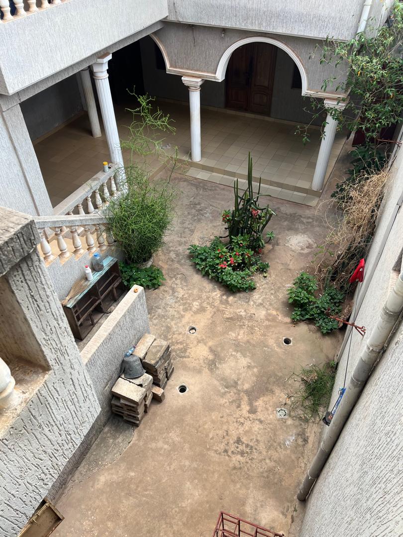 Villa duplex 5 chambres en vente à Agoè Cacaveli – 100 millions FCFA
