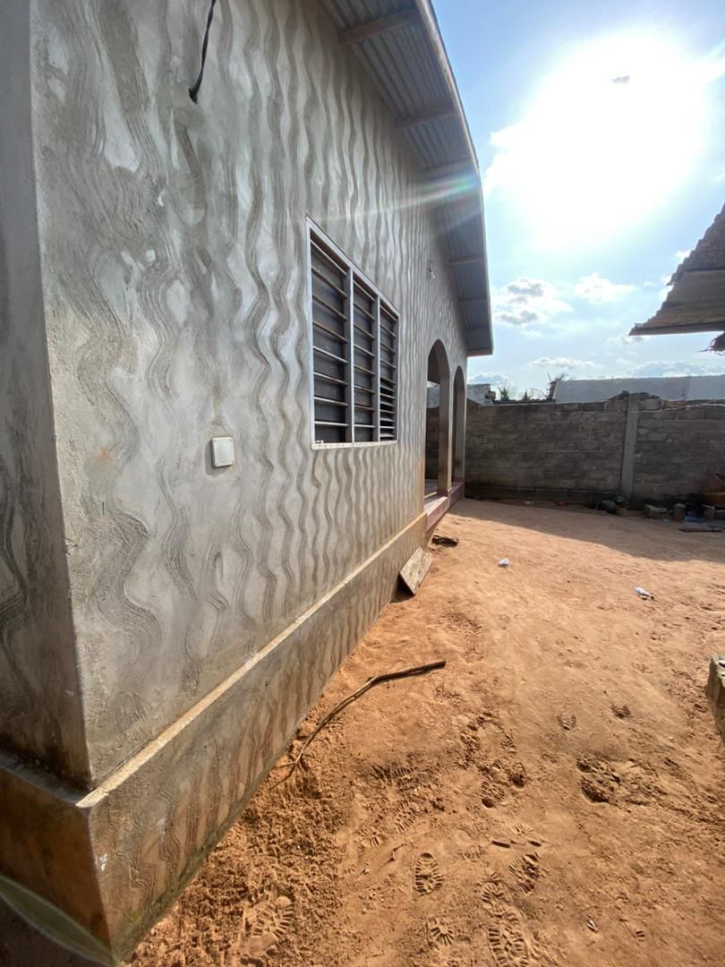 Maison 2 chambres en vente à Zanguera – 8,5 millions FCFA