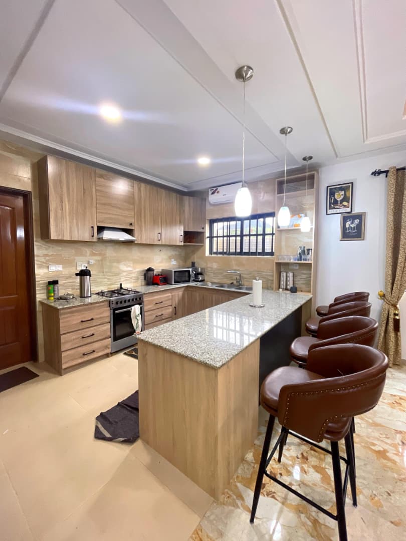 Appartement 3 chambres en location meublée à Adidogomé – 500.000 FCFA/mois