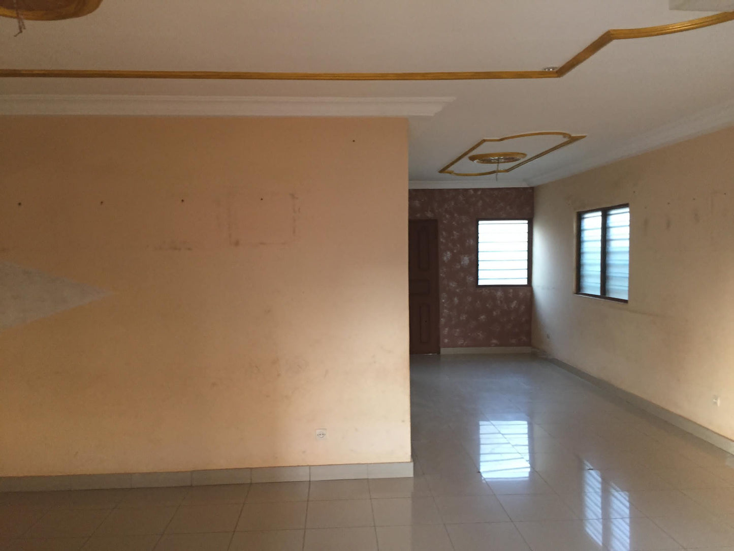 Villa 4 chambres salon en vente à Agoè Kitidjan – 40 000 000 FCFA