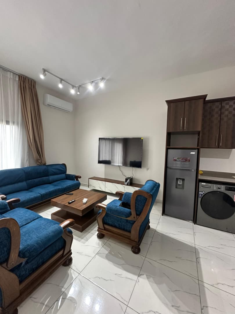 Appartement meublé 2 chambres à louer à Cité Renaissance – 700000 FCFA