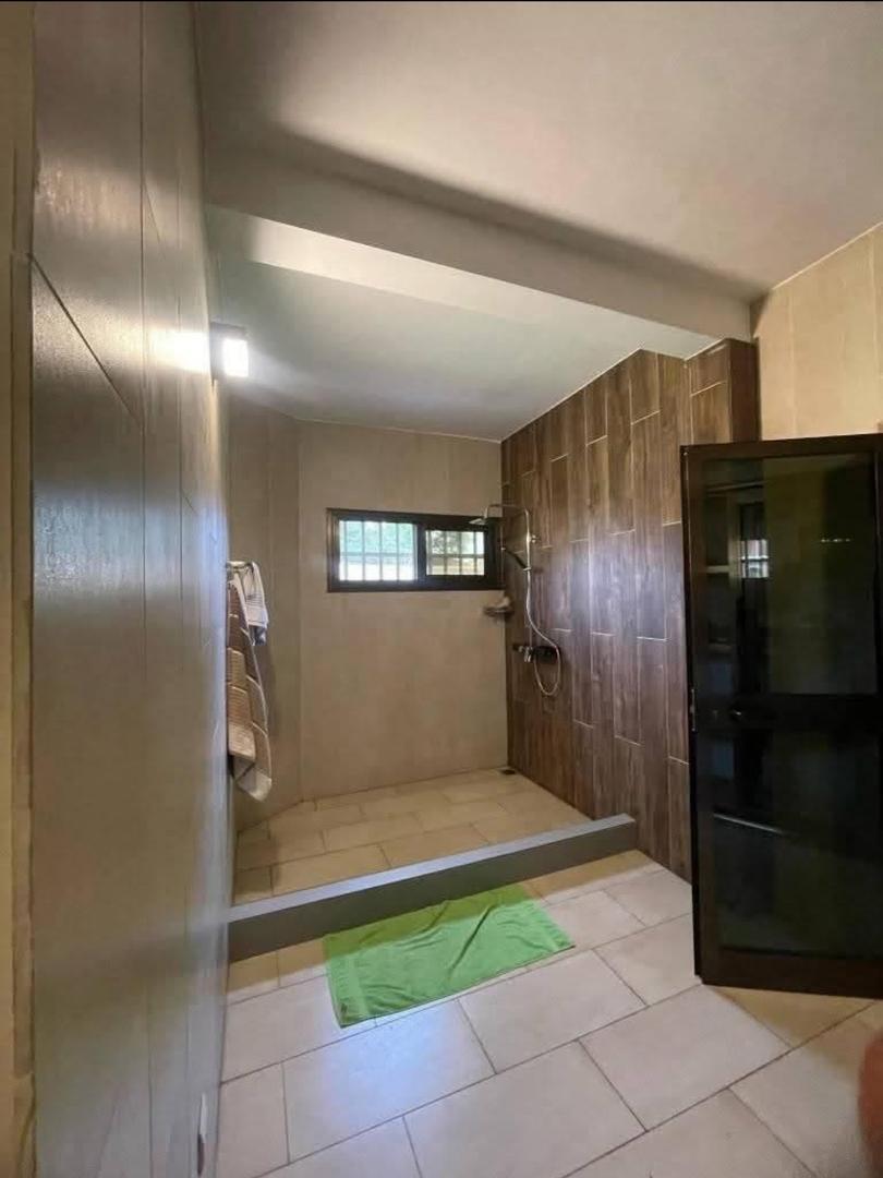 Villa 10 chambres en vente à Nyékonakpoè, Centre-ville de Lomé – 295 millions FCFA