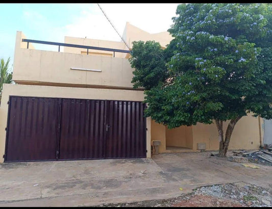 VILLA 9 PIÈCES À VENDRE À HÉDZRANAWOÉ – 1 LOT – PROCHE PHARMACIE RAOUDHA