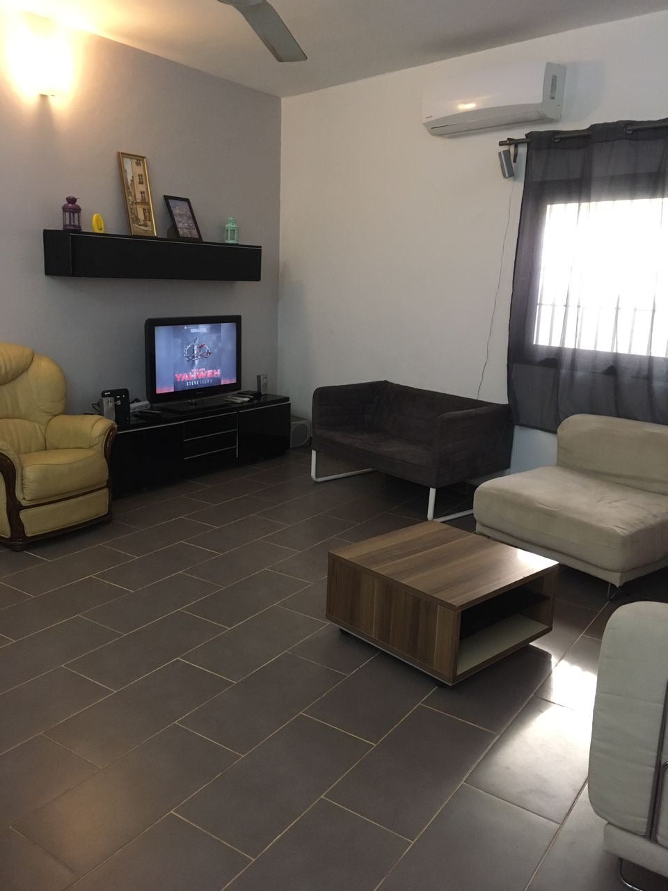 VILLA 4 PIÈCES À VENDRE À ADIDOGOMÉ AWATAMÉ