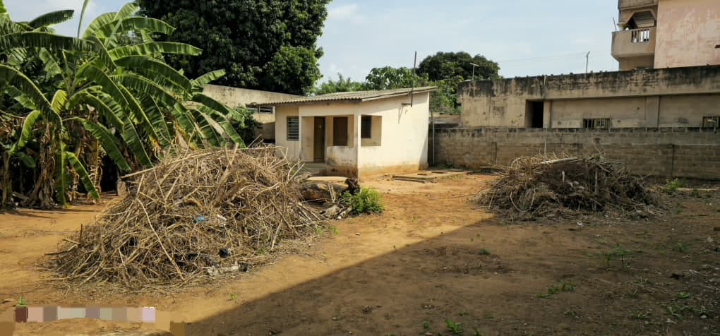 Terrain de 600 m² en vente à Tokoin Forever – 90 millions FCFA