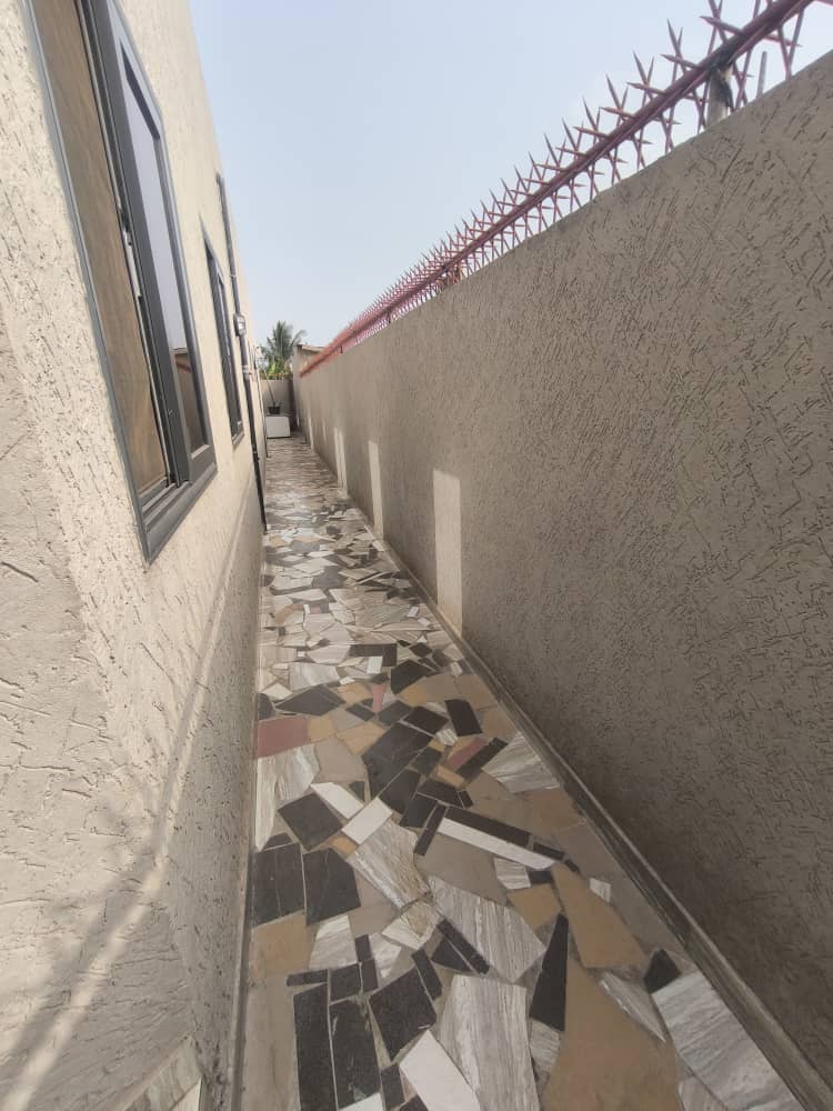 Villa 3 chambres en vente à Agoè Legbassito – 45 millions FCFA