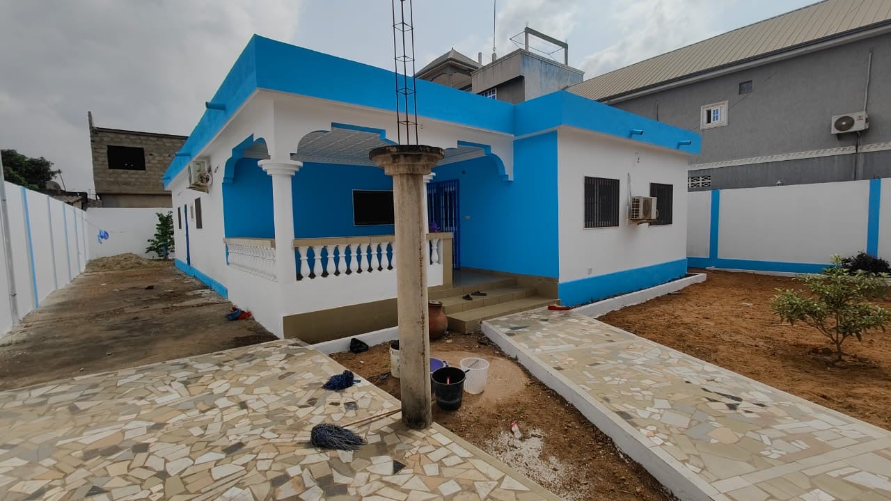 Villa à louer à AmandaHome – 250000 FCFA