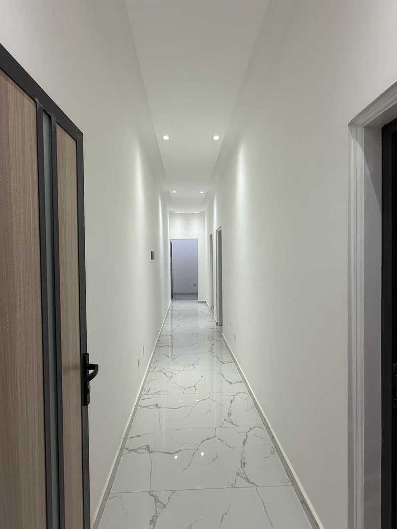 LOCATION APPARTEMENT MEUBLÉ À TOTSI (3 PIÈCES)