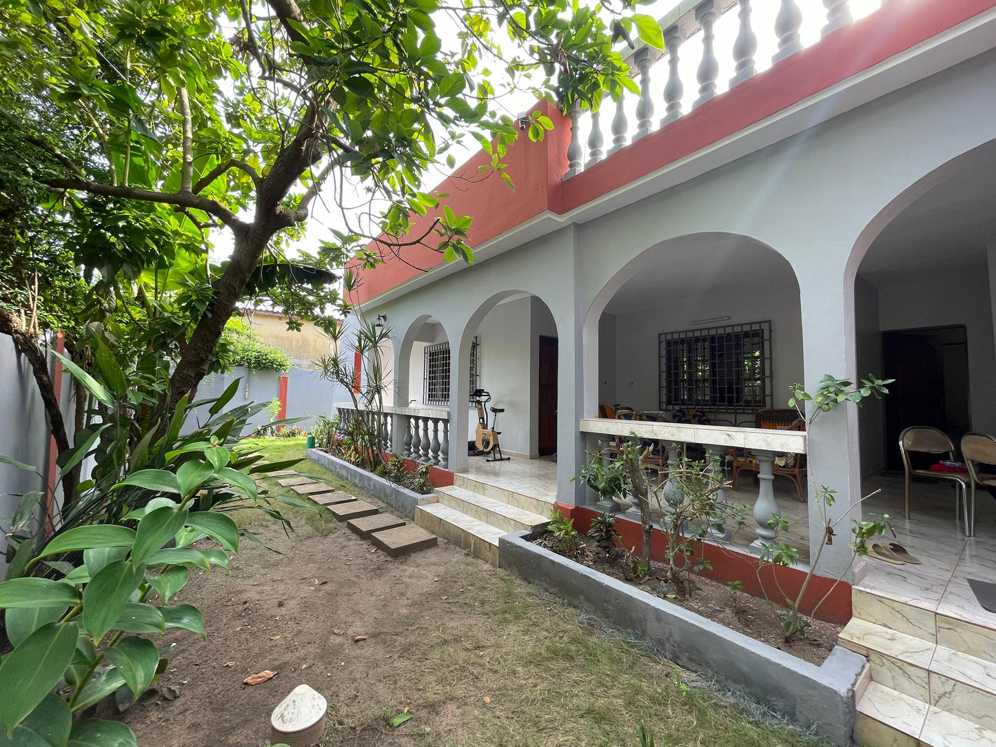À VENDRE – VILLA 4 PIÈCES SUR 600M² À ADIDOGOMÉ WOGNOMÉ – 70 MILLIONS FCFA