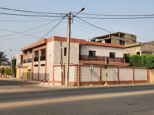 IMMEUBLE 7 PIÈCES À VENDRE À TOKOIN – 1 LOT | TITRE FONCIER